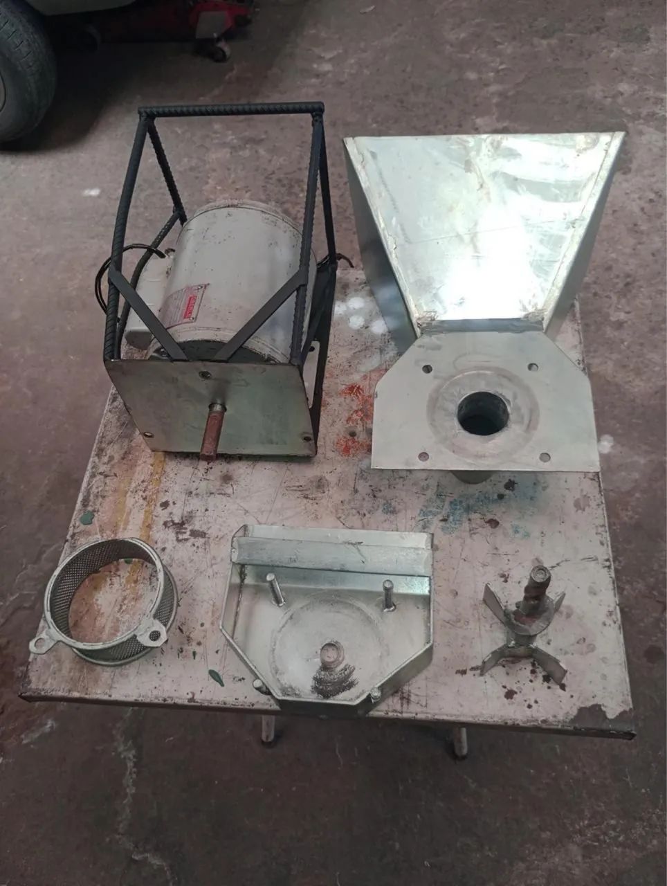 Máquina de moer milho e feijão, $2.000,00$ - Foto 3