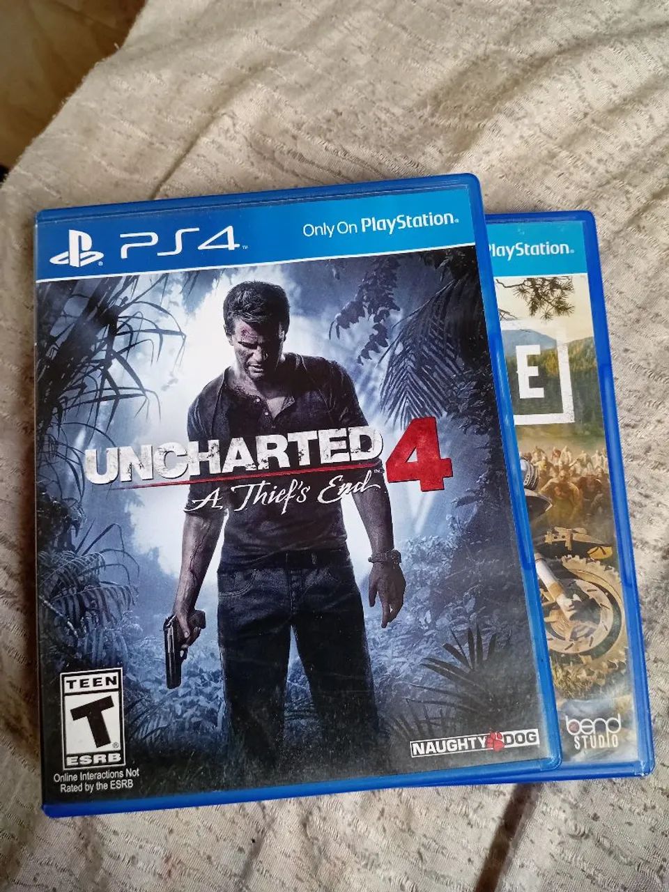 Uncharted 4 e Days Gone