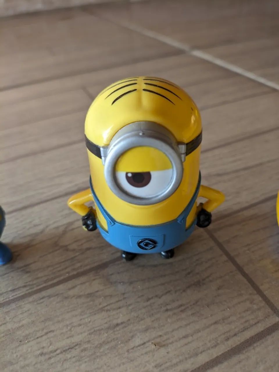  3 bonecos minion  coleção mcdonalds  - Foto 3