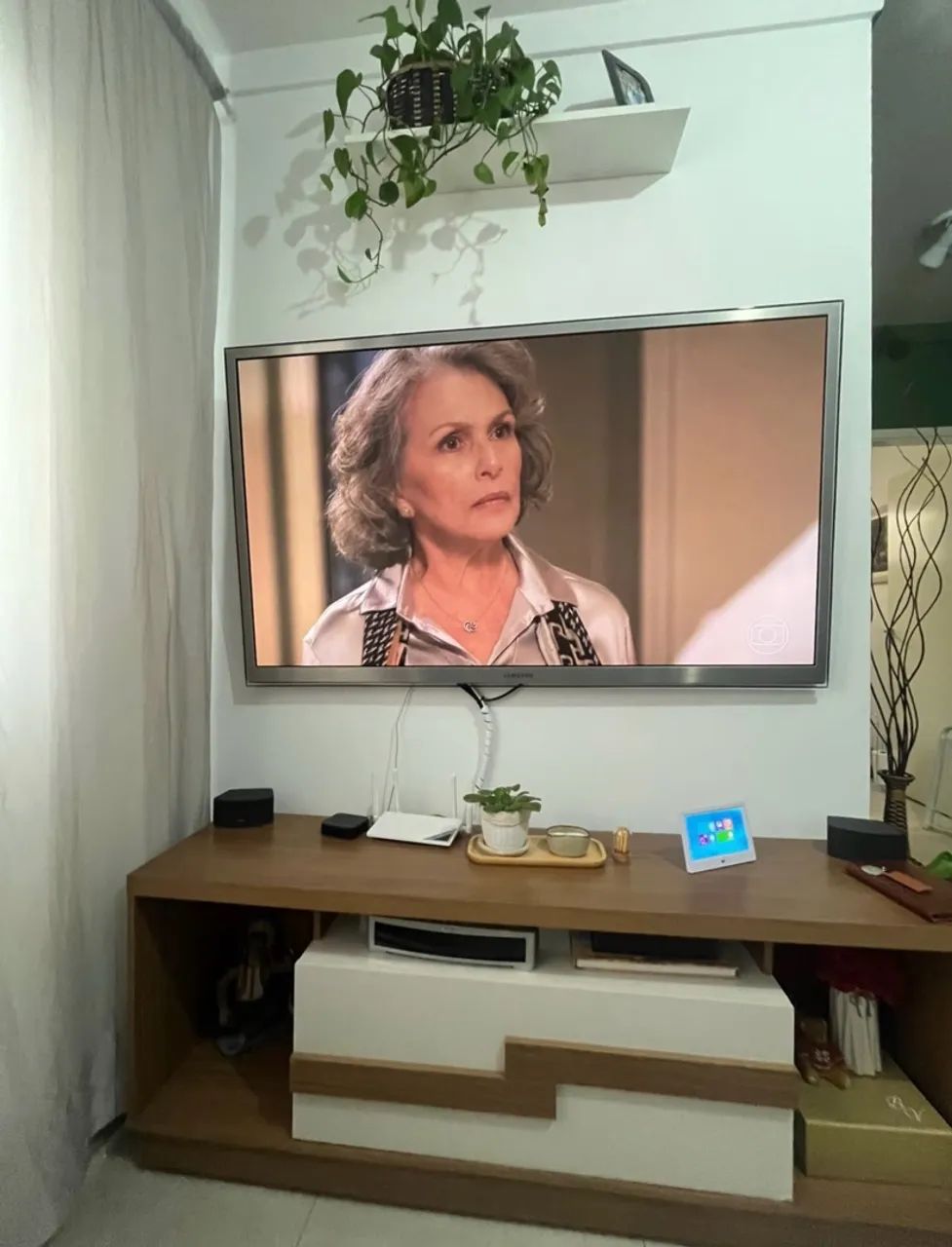 TV Samsung 75? ? com controle e suporte - Foto 2