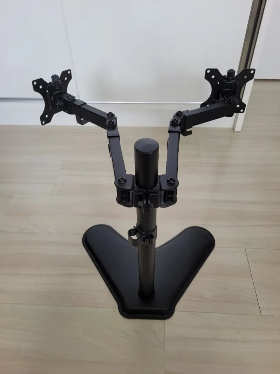 Suporte de mesa ELG para 2 monitores - Foto 2