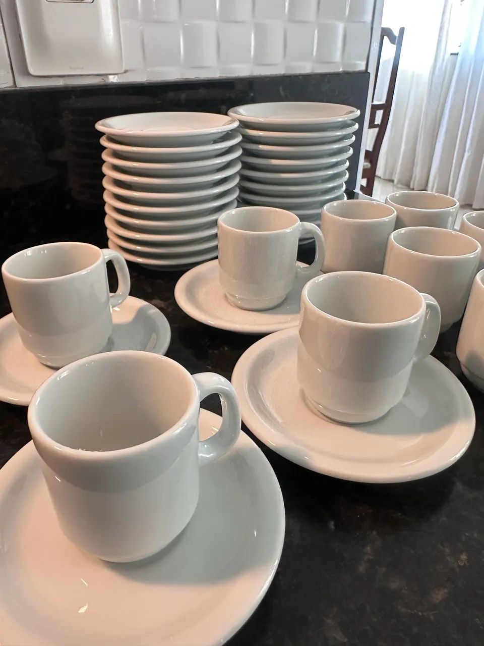 24 Xícaras de Café com Pires - Louça Branca - Foto 2