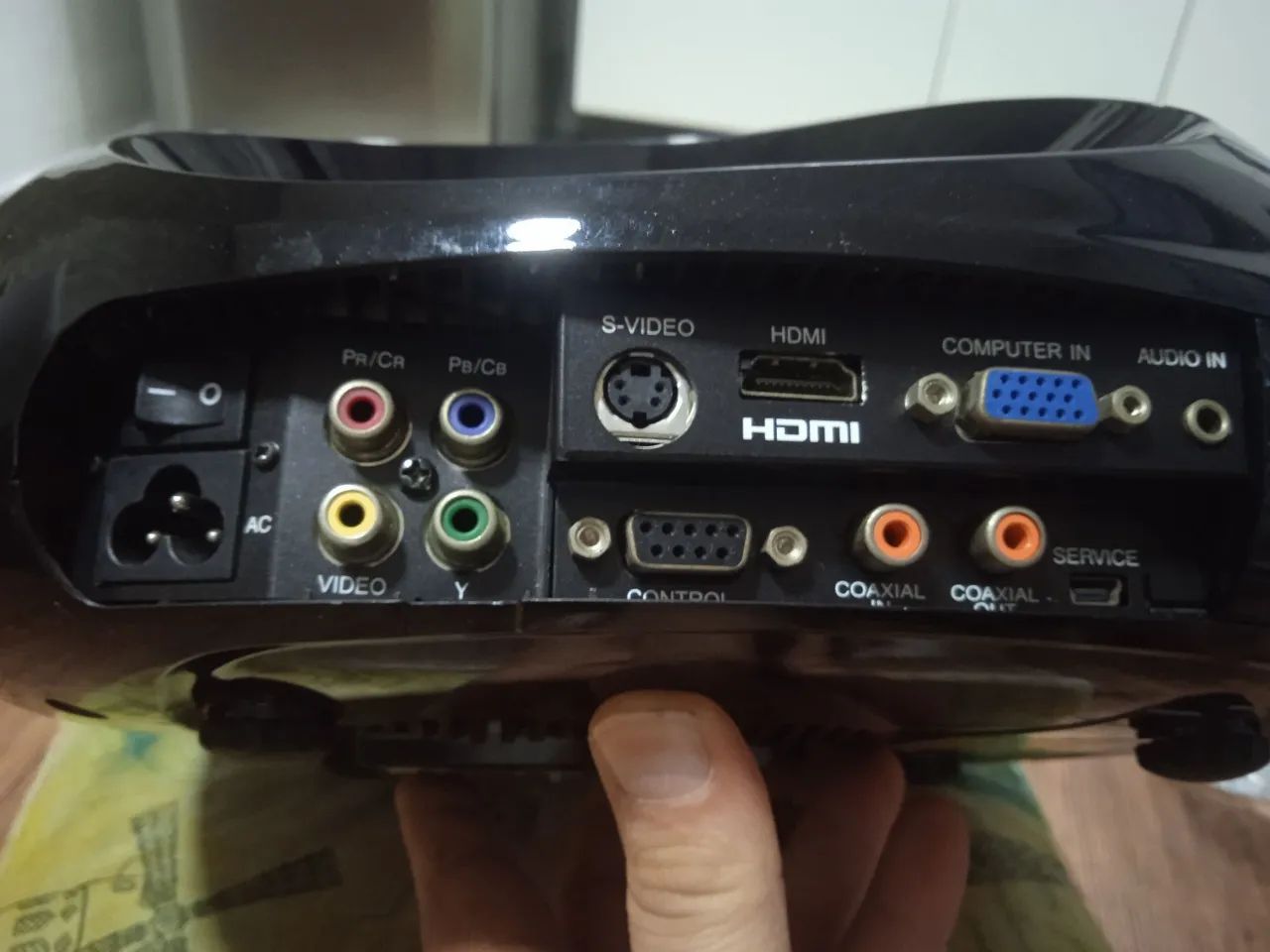 Projetor Toshiba TDP-ET20 com defeito  - Foto 5