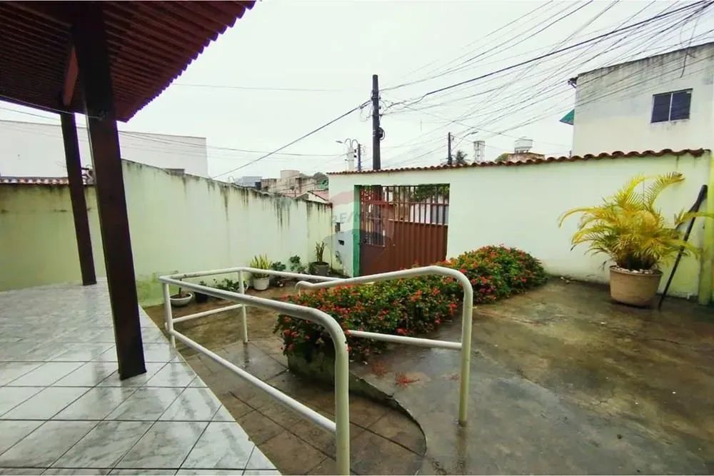 Duas Casas Independentes total de 6/4 em Neópolis