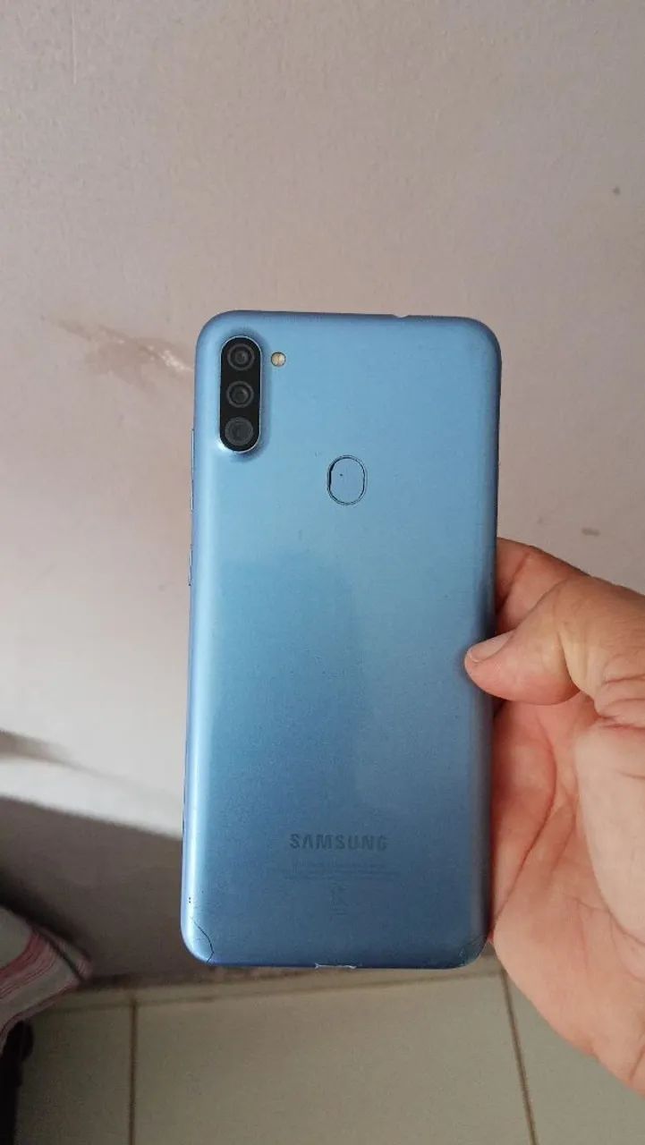 Celular Samsung A11 - Foto 2