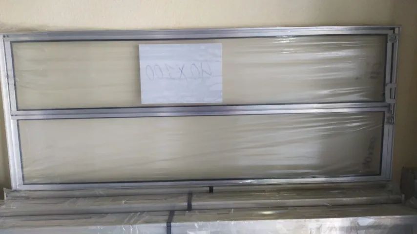 Basculantes de Alumínio com Vidro - Foto 5