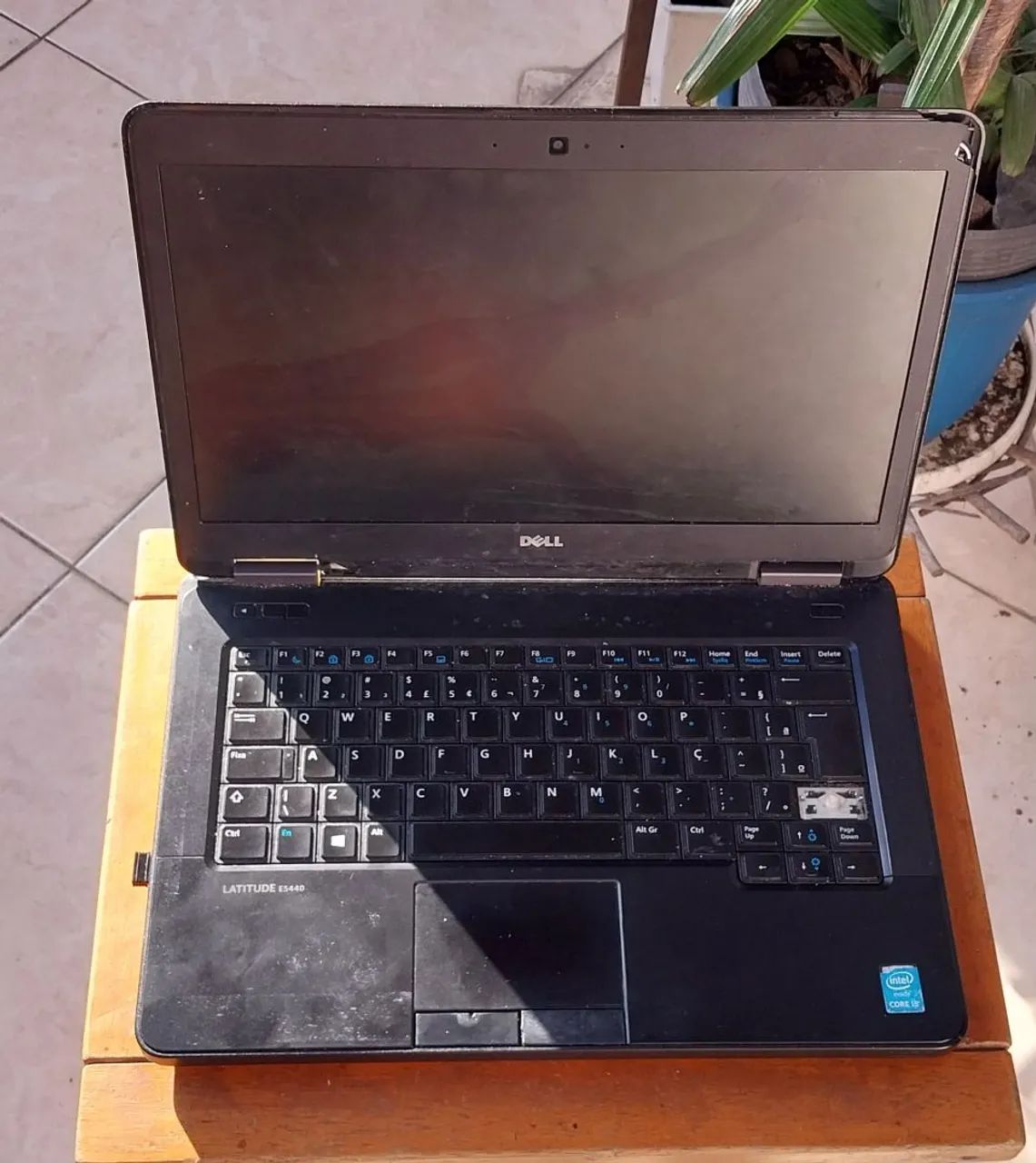 Notebook DELL core i5 8Gb c/defeito 