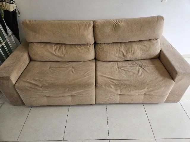 Sofá retrátil na cor Bege - Foto 3