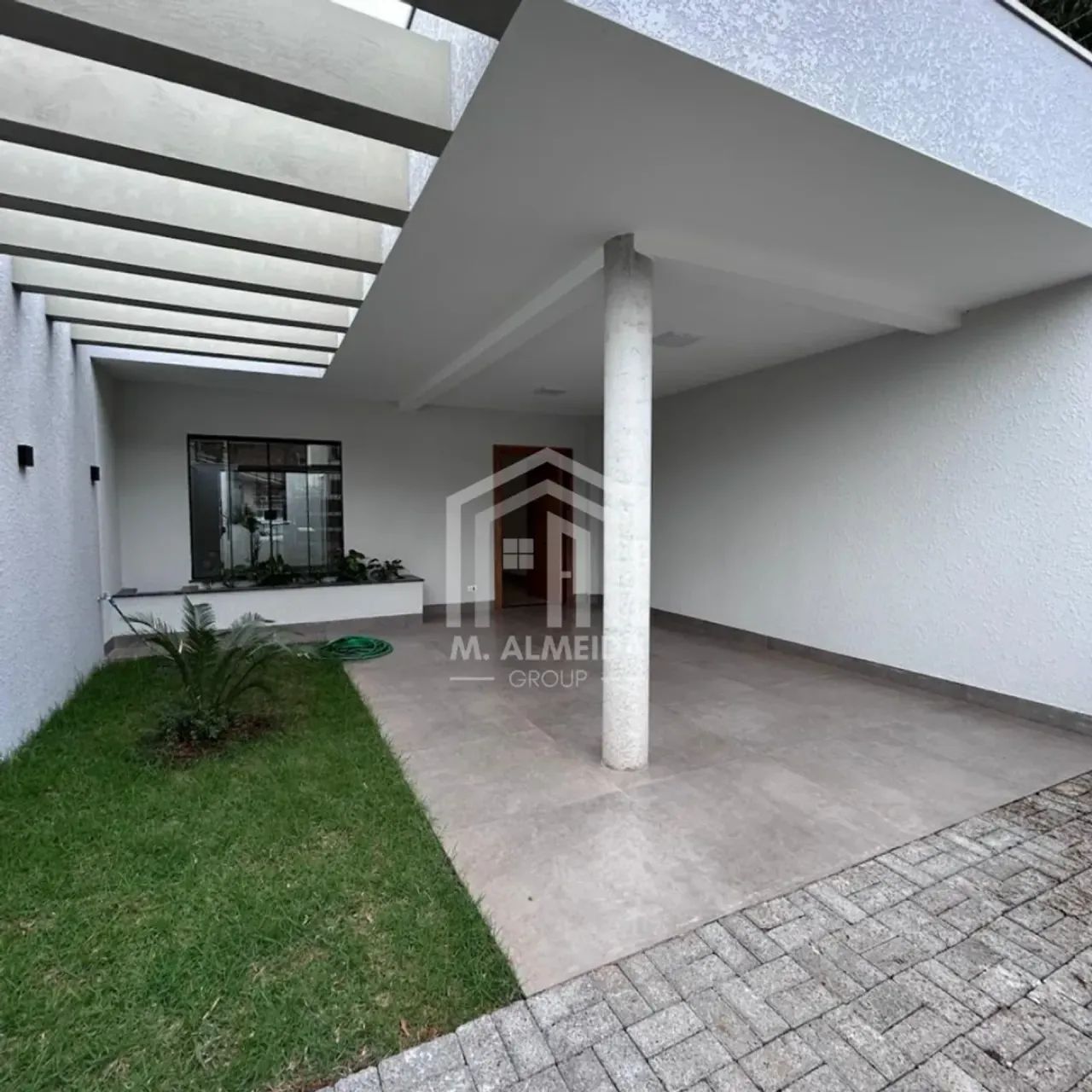 CASA À VENDA  JARDIM BRASÍLIA