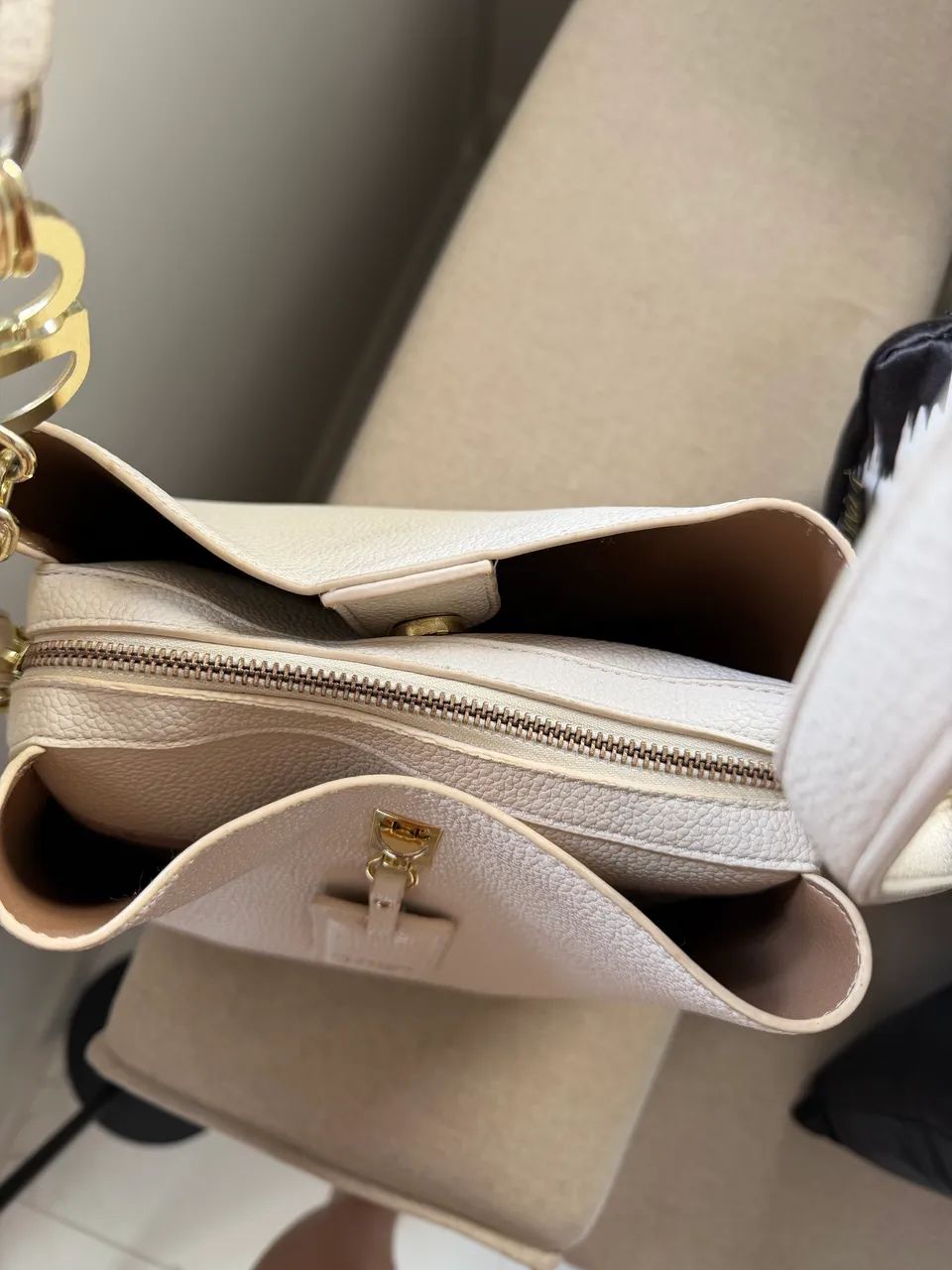 Vendo bolsa off nova 
