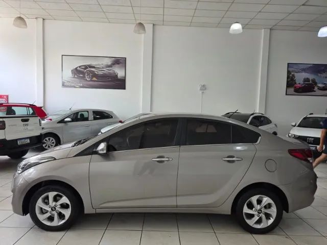 Hyundai HB20S Premium 1.6 Flex 16V Aut. 4P 2018 - Foto 7