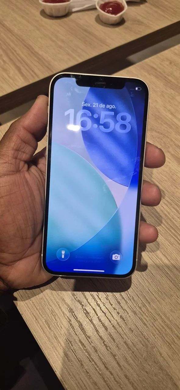 Iphone 12 - Foto 4