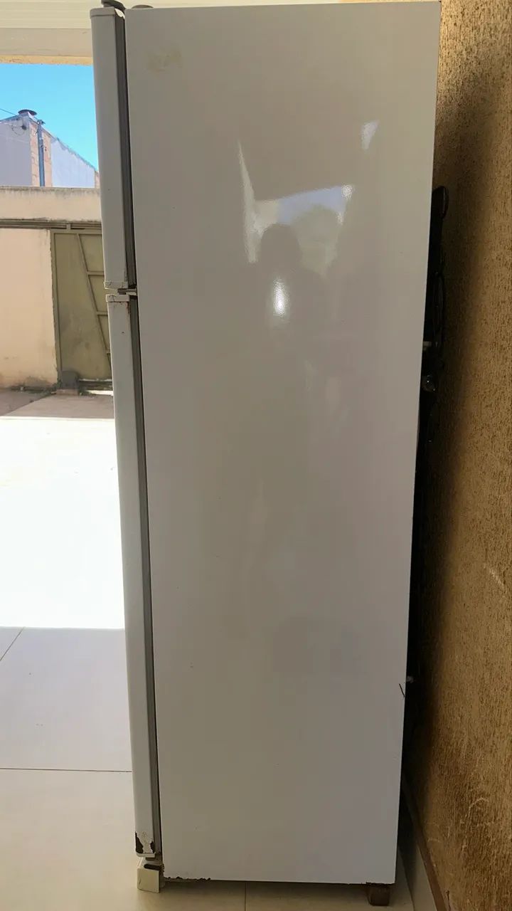Geladeira Continental 341L (Leia a descrição) - Foto 4