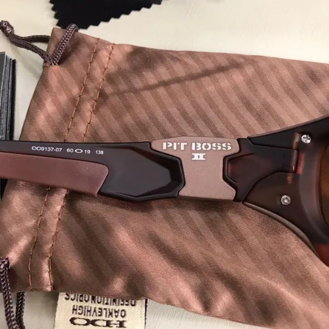 óculos de sol oakley pit boss coffe  - Foto 4