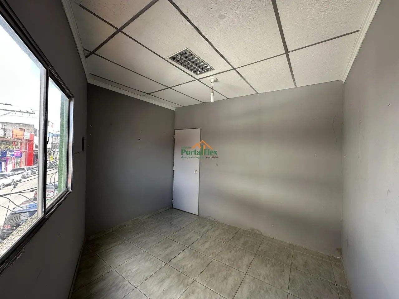 Sala à locação em Parque Residencial Laranjeiras - Serra/ES - Foto 3