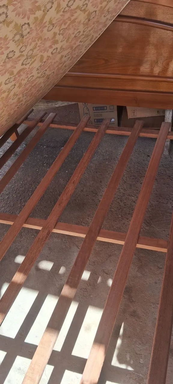 Cama de Casal de Madeira  - Foto 5