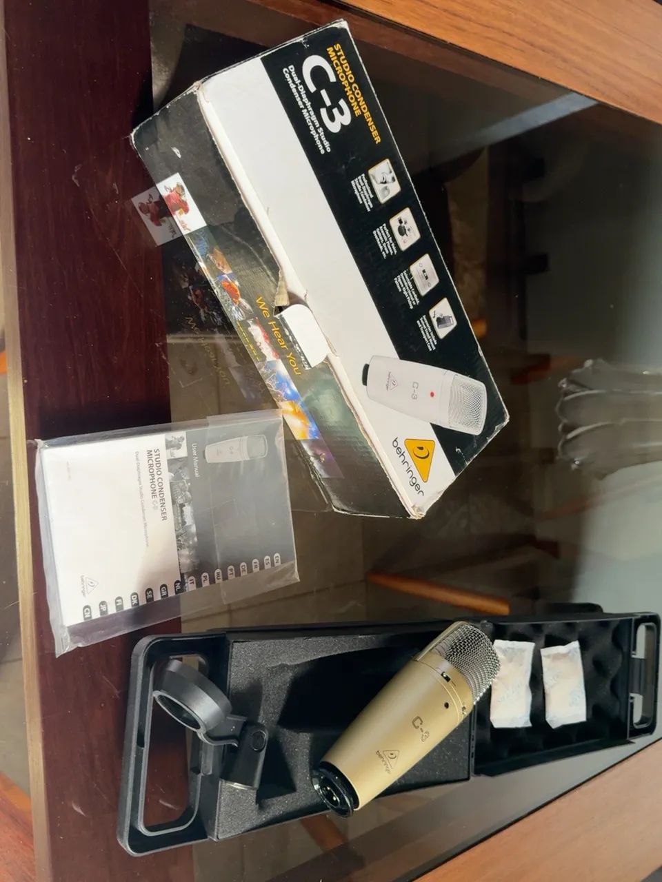 Microfone Condensador Behringer C-3 - Completo com Case e Caixa - Foto 4