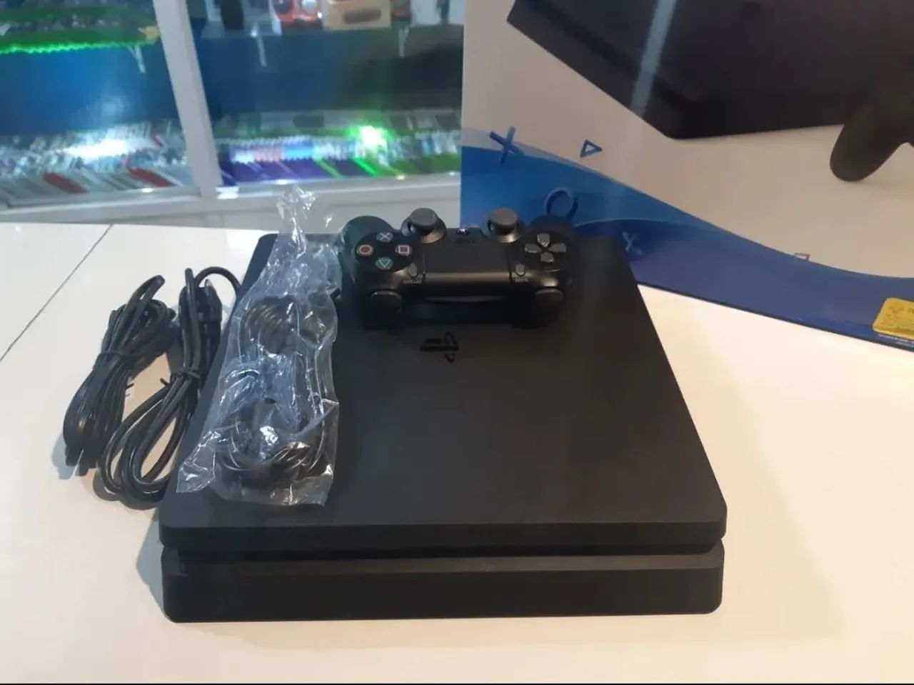 Playstation 4 Slim 1tb