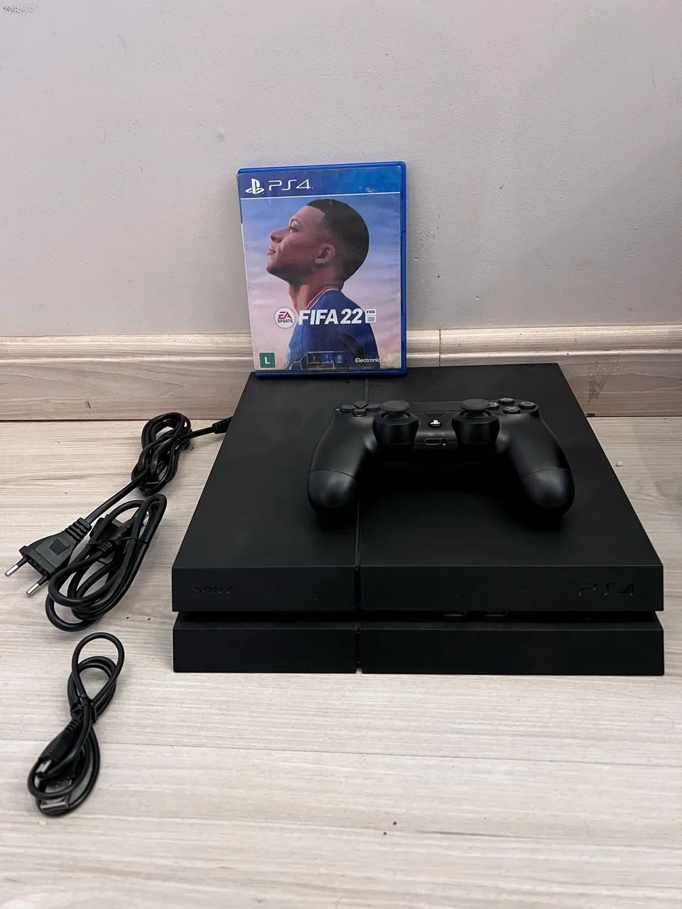 Ps4 + Jogo brinde 