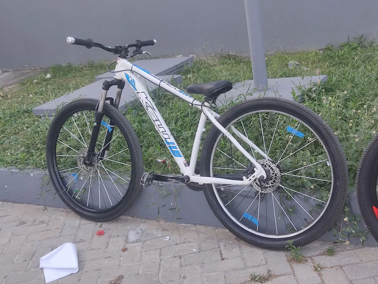 BICICLETA ARO 29 COM FREIO HIDRÁULICO TODA ARRUMADA