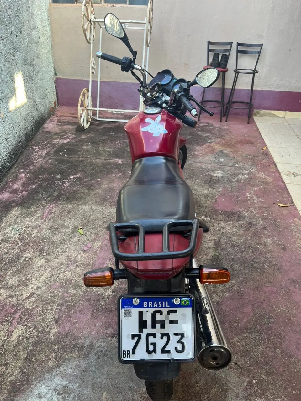 Titan 150