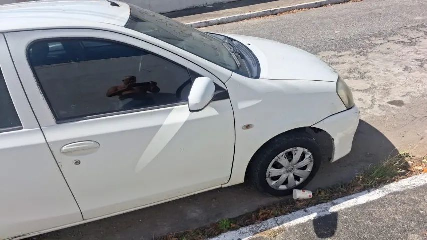 alugo etios flex 2014 ,motor 1.3 - Foto 5