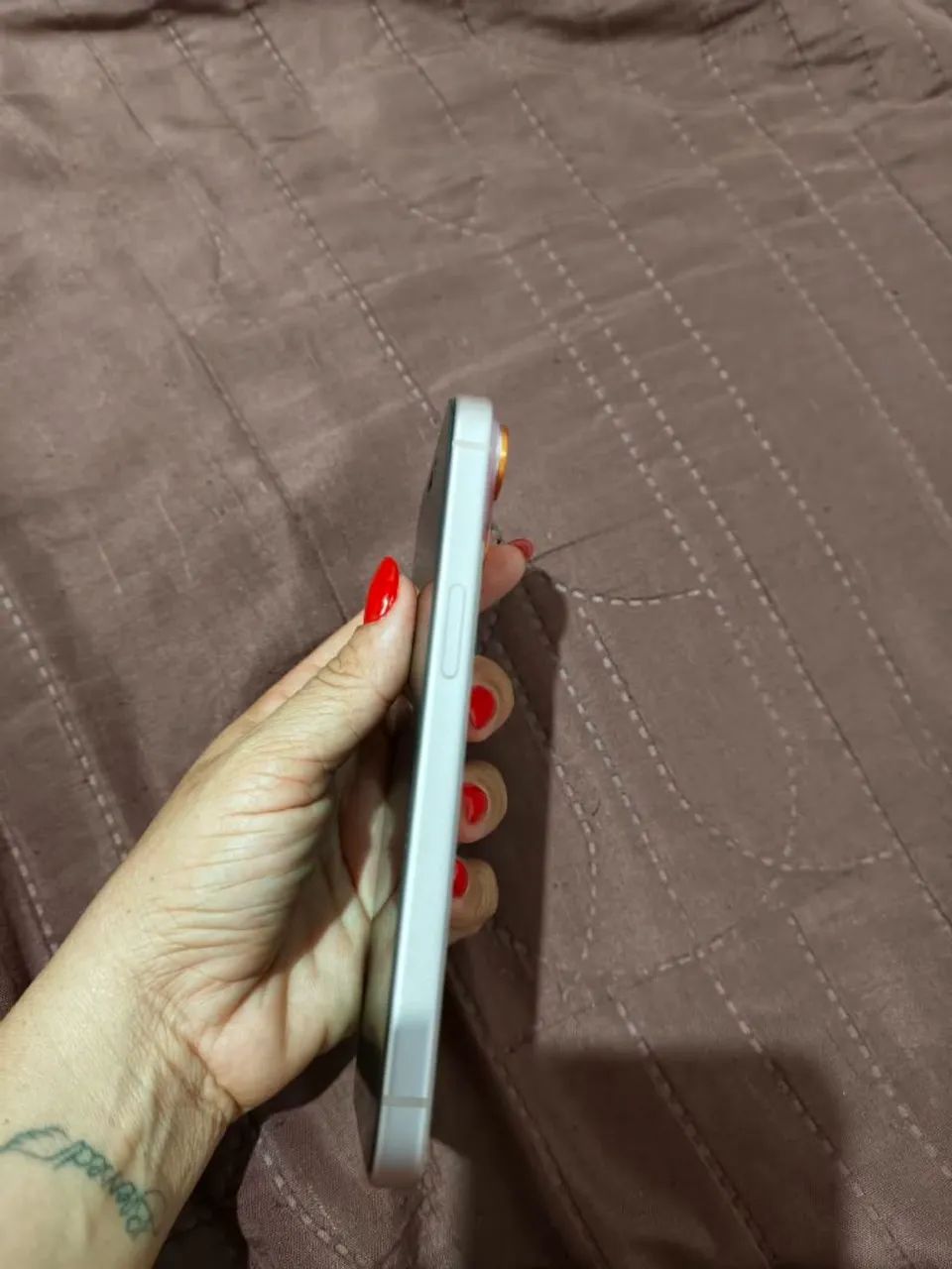 Vendo iPhone 15, única dona! - Foto 2