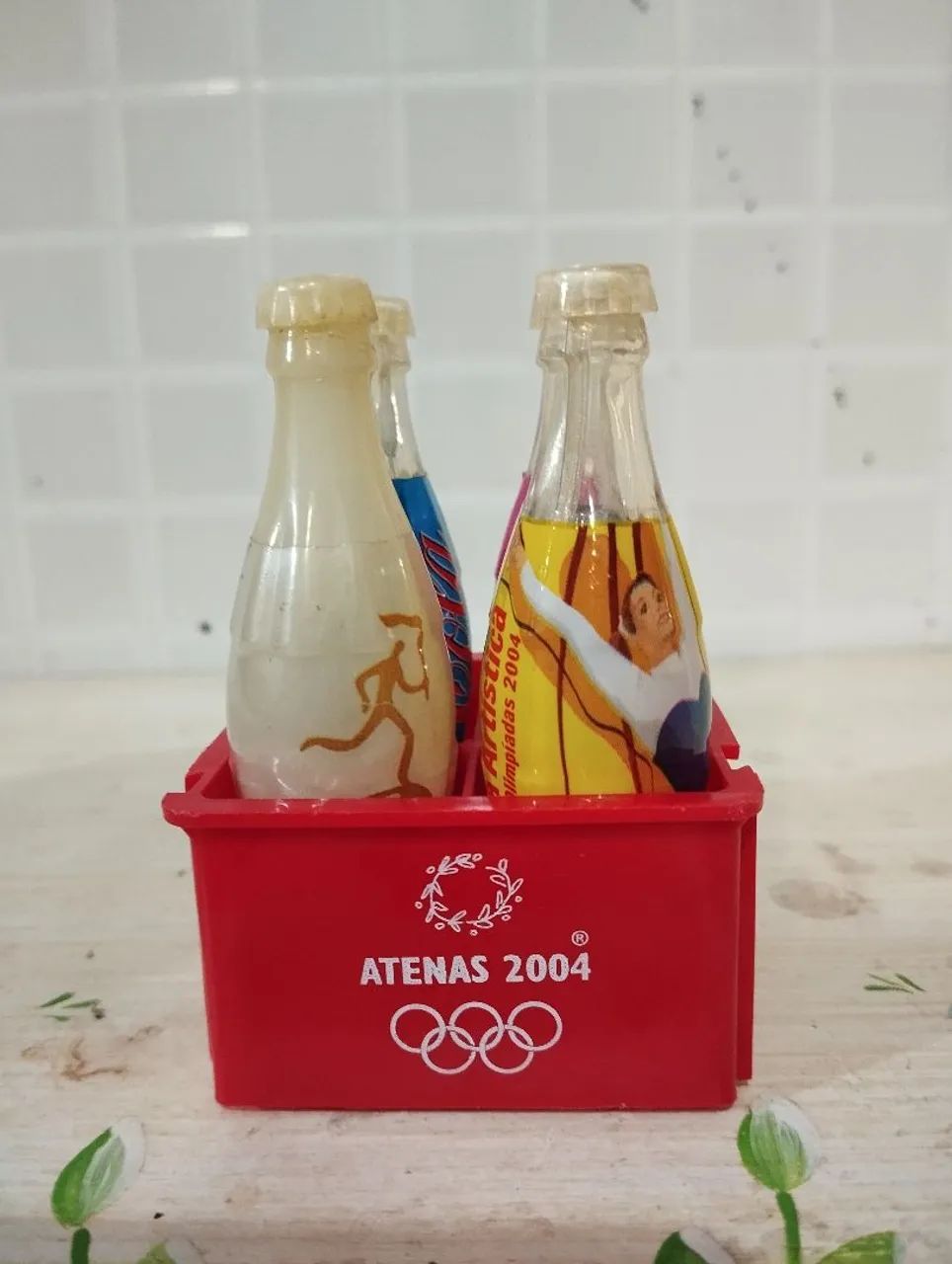 ? Mini Coleção Coca-Cola Olimpíadas Atenas 2004 - Garrafinhas + Engradado Original ?