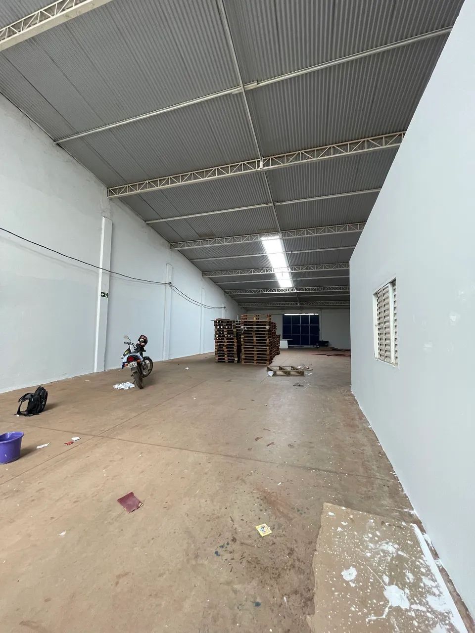 Alugo galpão na Av, cuiaba. Com 500m2 - Foto 2