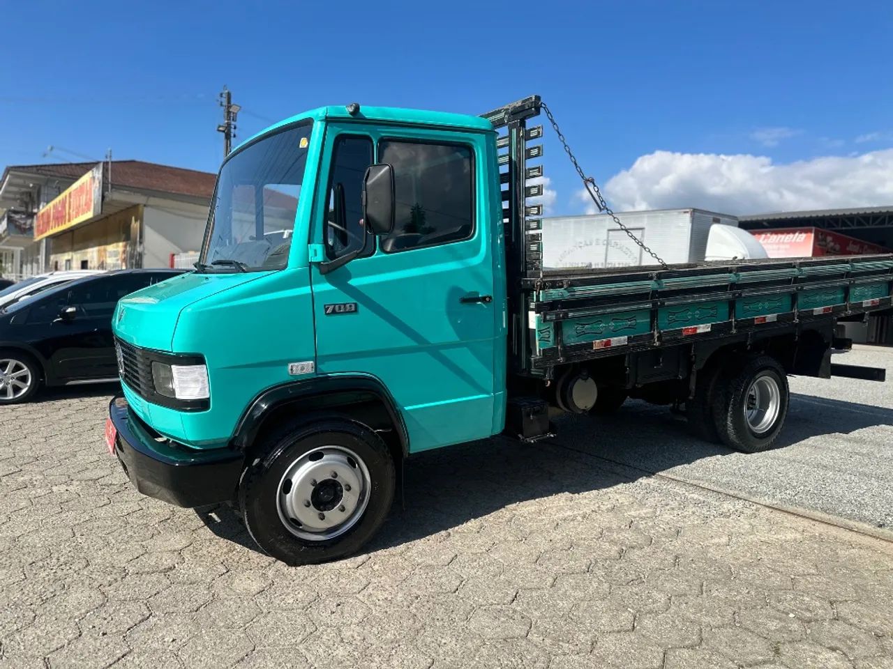 MB 709 Carroceria  - Foto 4