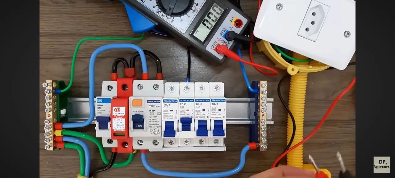 Eletricista residencial....
