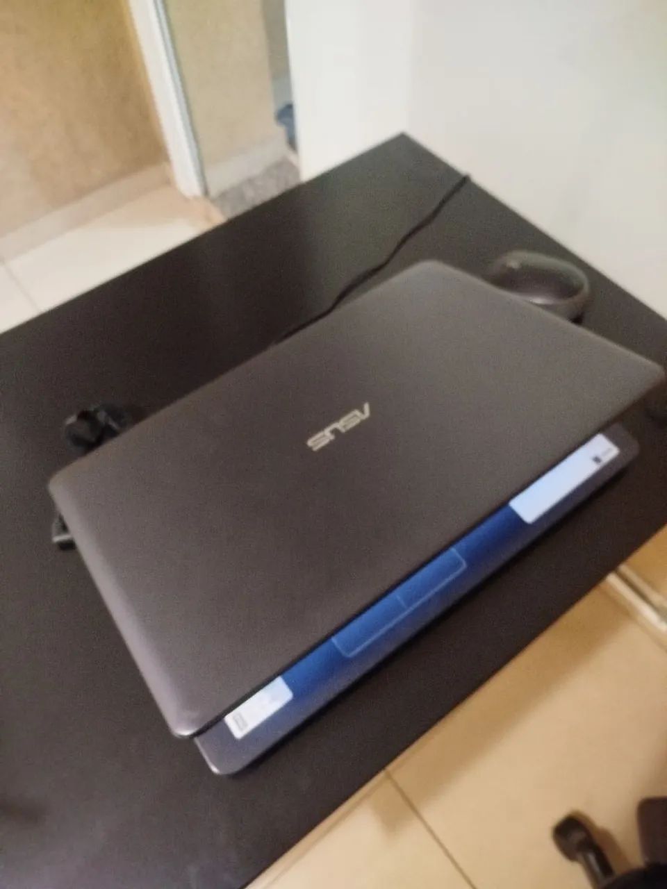 Vendo notebook Asus , cadeira escritório e mesa  - Foto 3