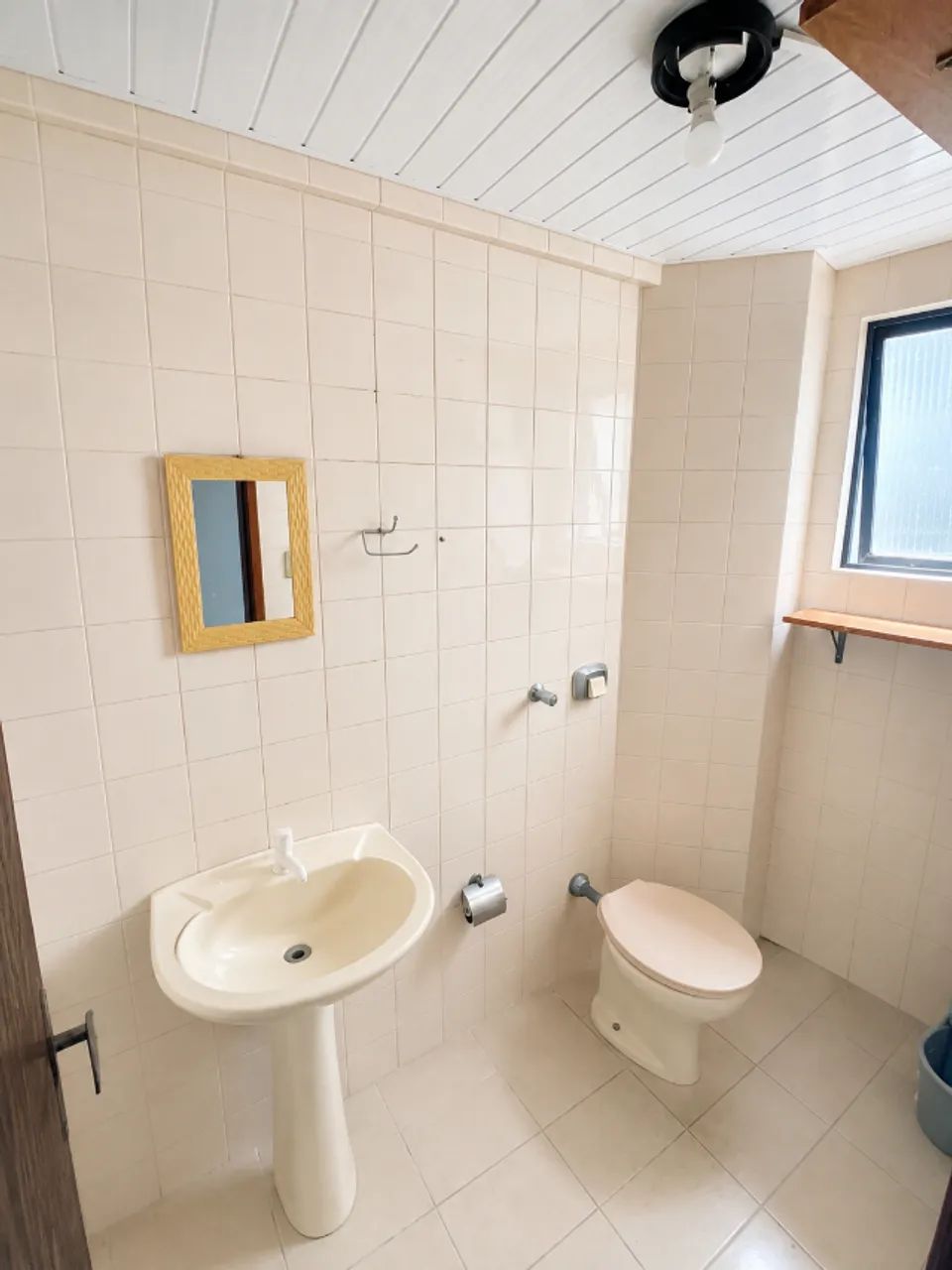 Aluga-se Sala comercial, 29m centro Tubarão - Foto 4