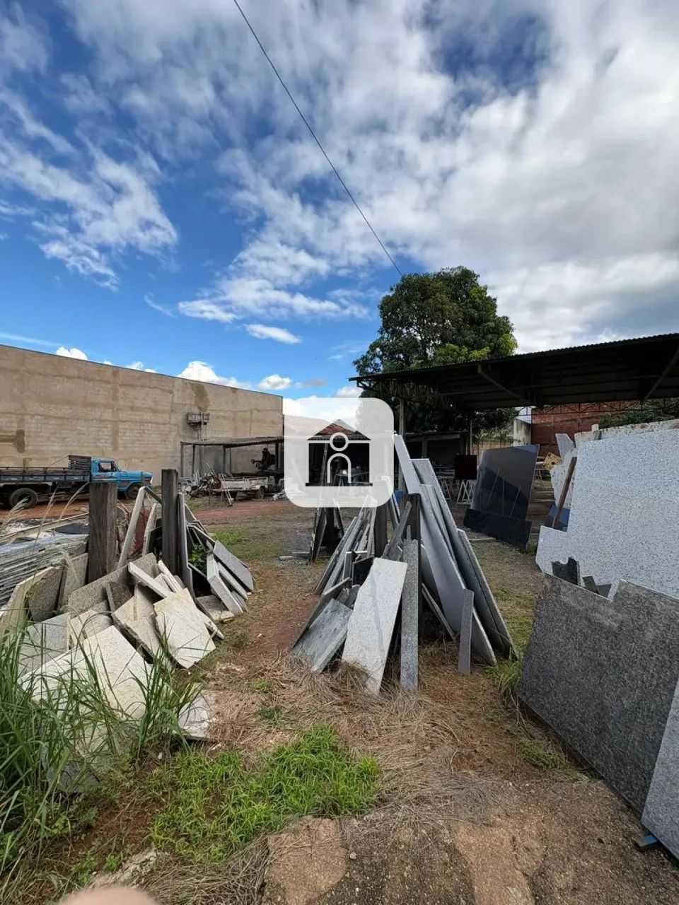 EXCELENTE ÁREA NA AV GETÚLIO VARGAS - Foto 2