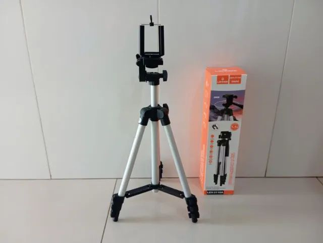 Tripé 3110 Universal 3x Para Câmera e Celular Selfie Ajuste 1,05m
