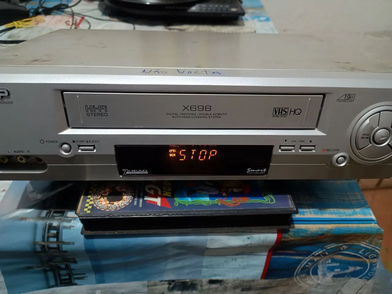 2 Vídeos cassete Semp VCX 689