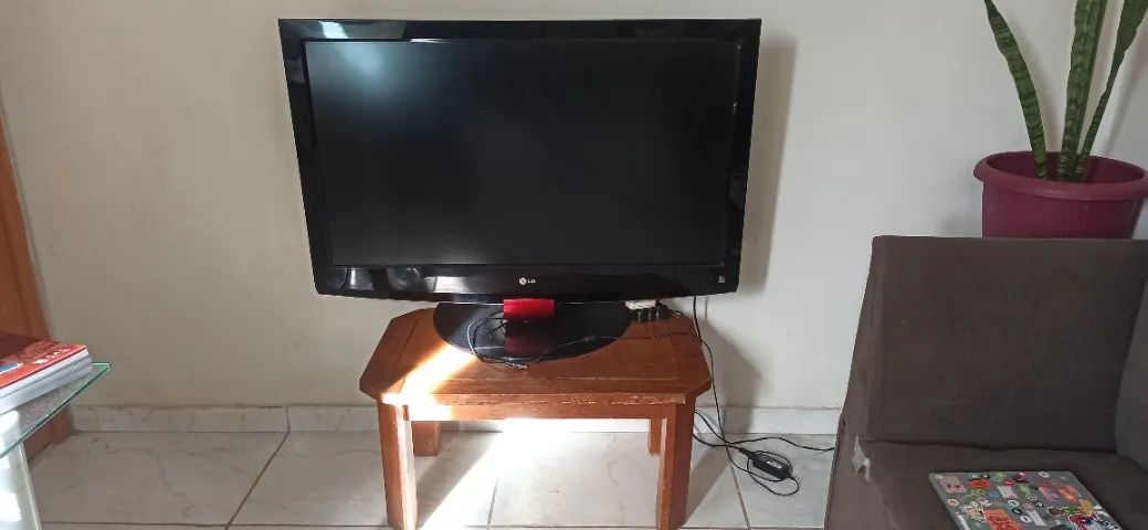 TV 42" - NÃO É SMART - Foto 2
