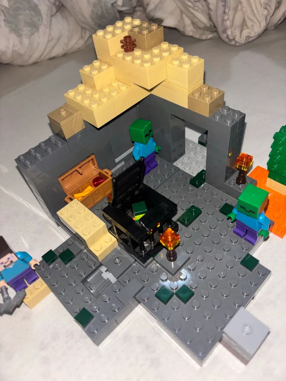 LEGO Minecraft A Masmorra (21119) - Foto 5