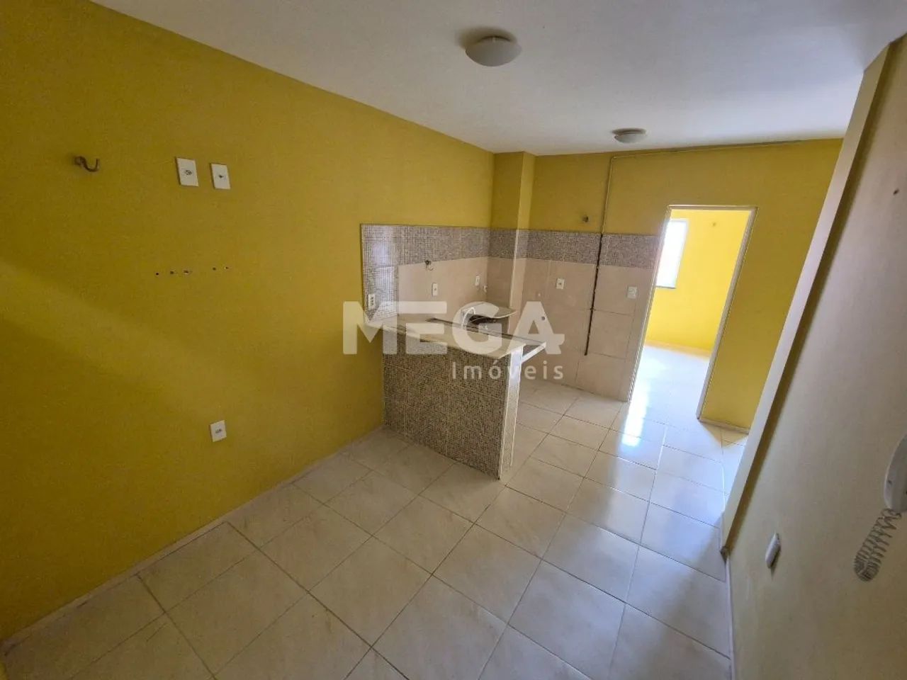Apartamento com 2 quartos no bairro Cajazeiras em Fortaleza, CE - Foto 2