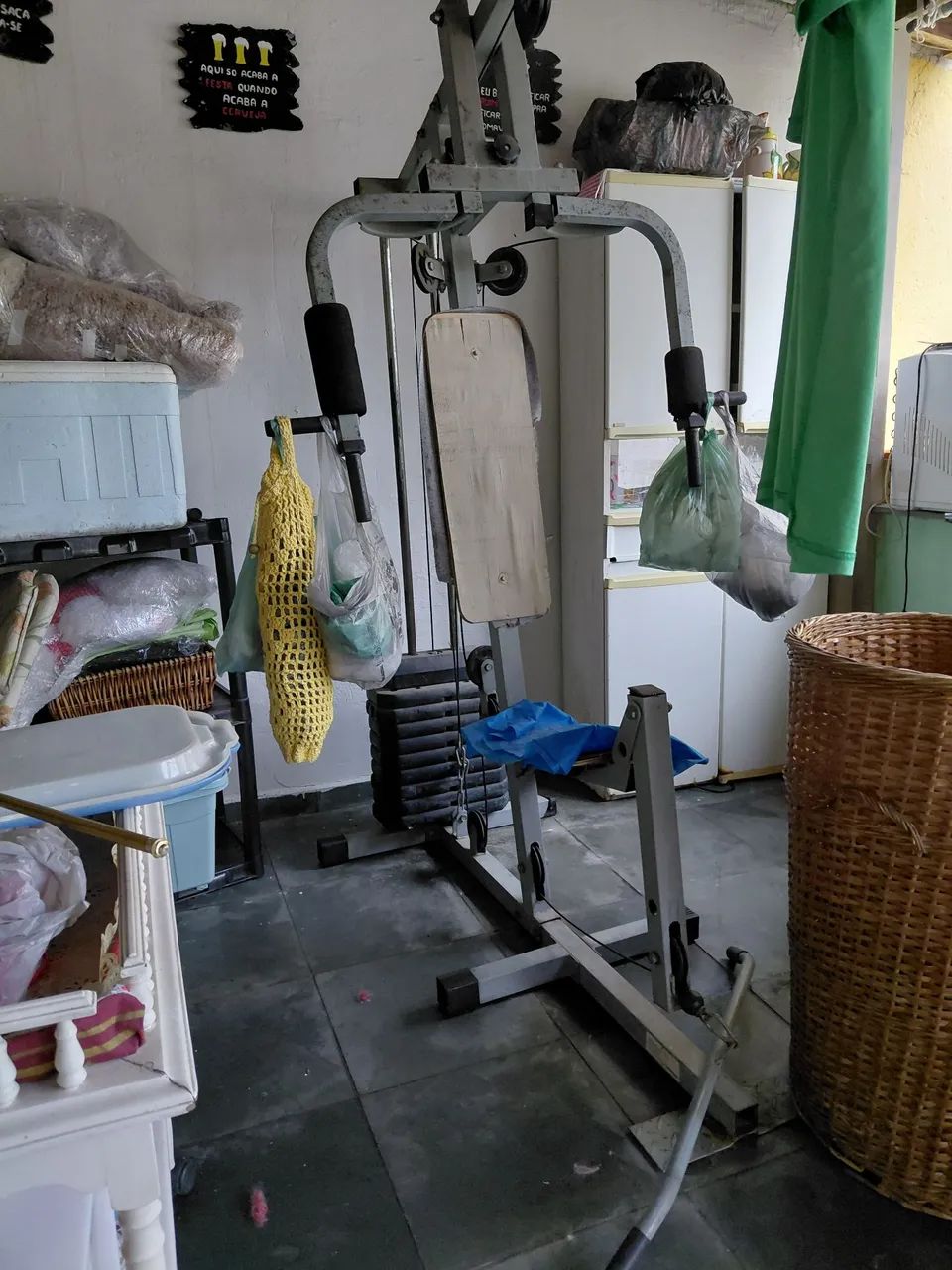 Aparelho academia musculação 