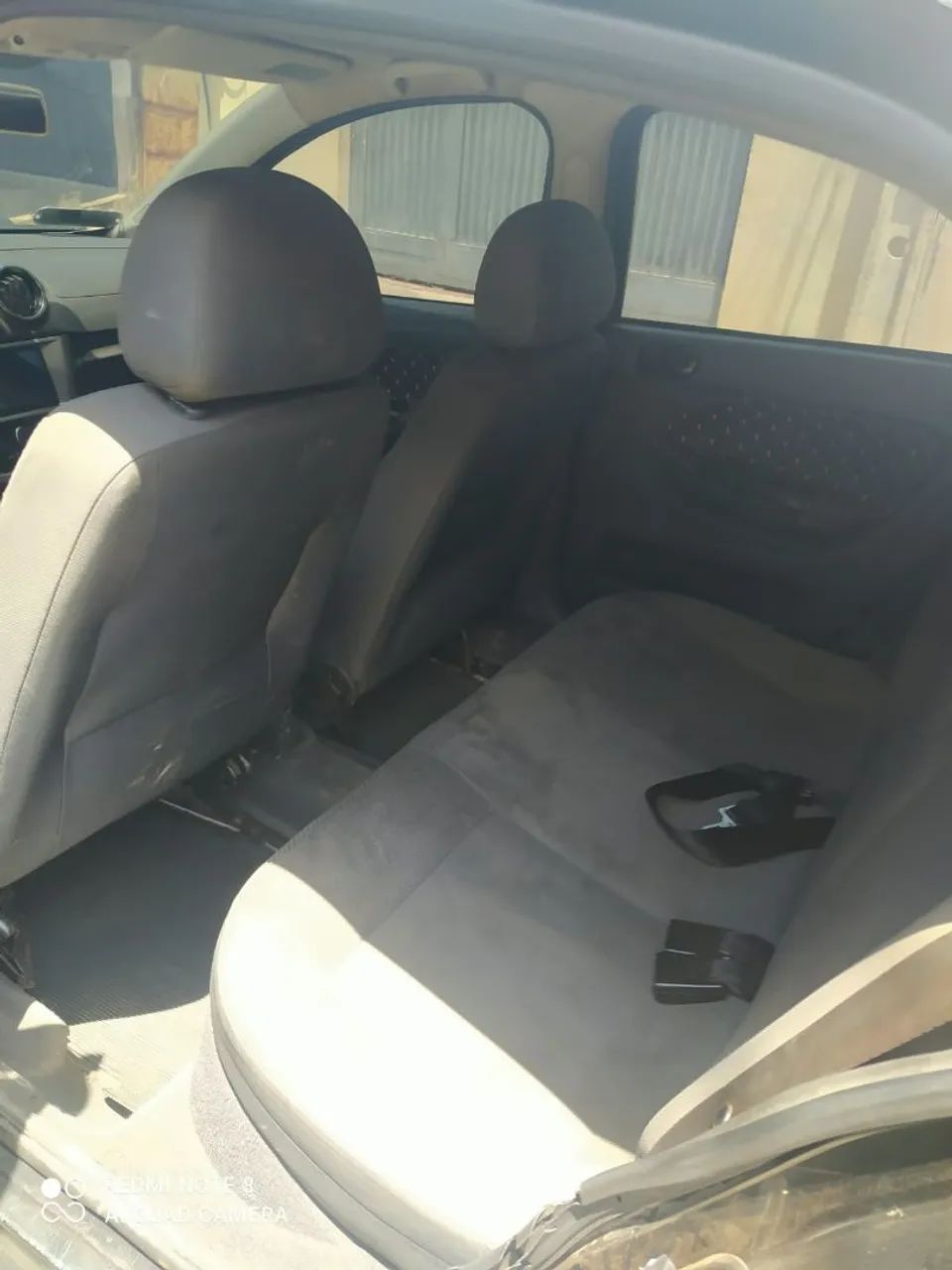 Volkswagen Voyage 1.0/1.0 CITY MI TOTAL FLEX 8V 4P 2012