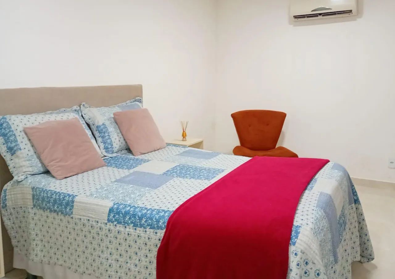 Cama completa (base e colchão)