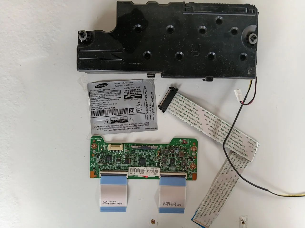 Auto falante tcon cabo flat un40f5500ag