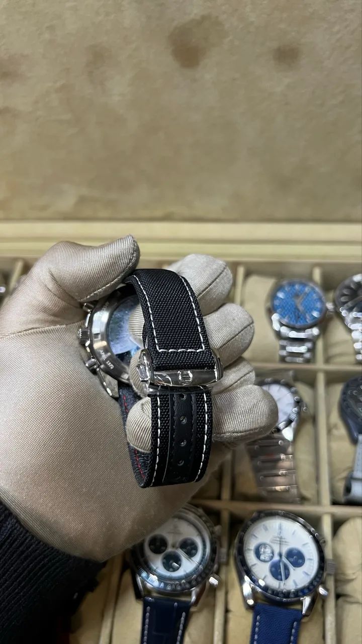 Omega Speedmaster Snoopy  - Foto 3