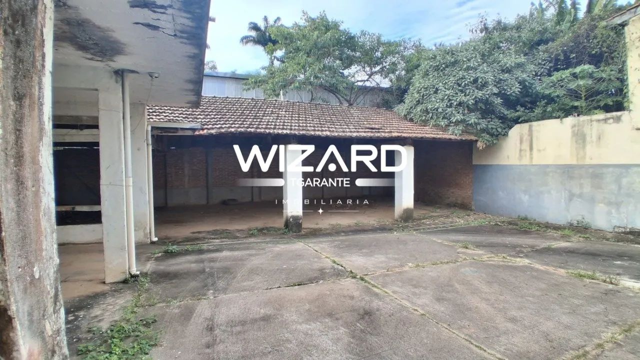 Casa com 4 quartos e 7 vagas de garagem no Centro de Amparo - Foto 5