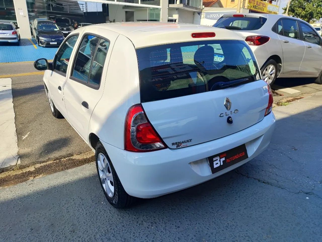 Renault Clio Expression Hi-flex 1.0 16V 5P 2015 - Foto 3