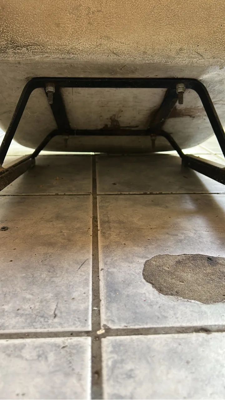 Vendo suporte de baú YBR 125 - Foto 2