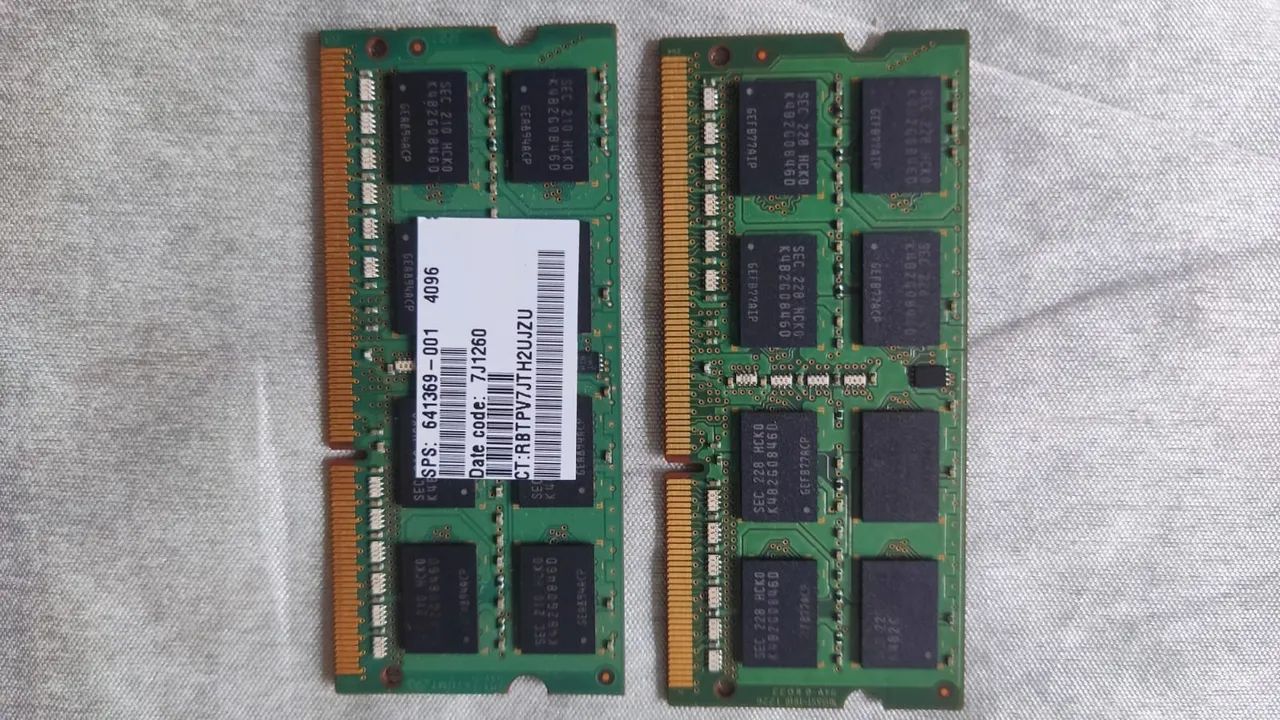 MEMORIA RAM SAMSUNG DDR3 2X4GB - Foto 2