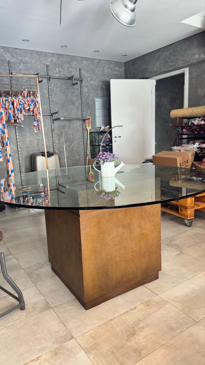 Mesa redonda projetada 