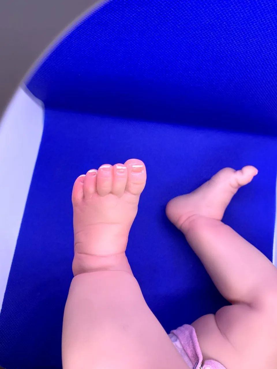 Bebê reborn + acessórios  - Foto 4